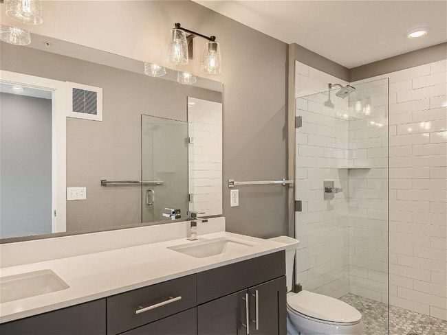 Primary Bathroom.jpg | Image 15