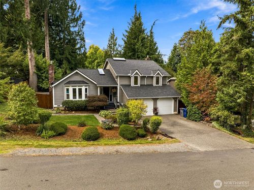 425 Jasmine Place Nw, Issaquah, WA, 98027 | Card Image