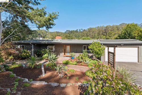 3500 Rubin Dr, Oakland, CA, 94602 | Card Image