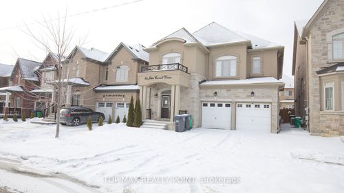 40 John Carroll Dr, Brampton, ON, L6P4J8 | Card Image