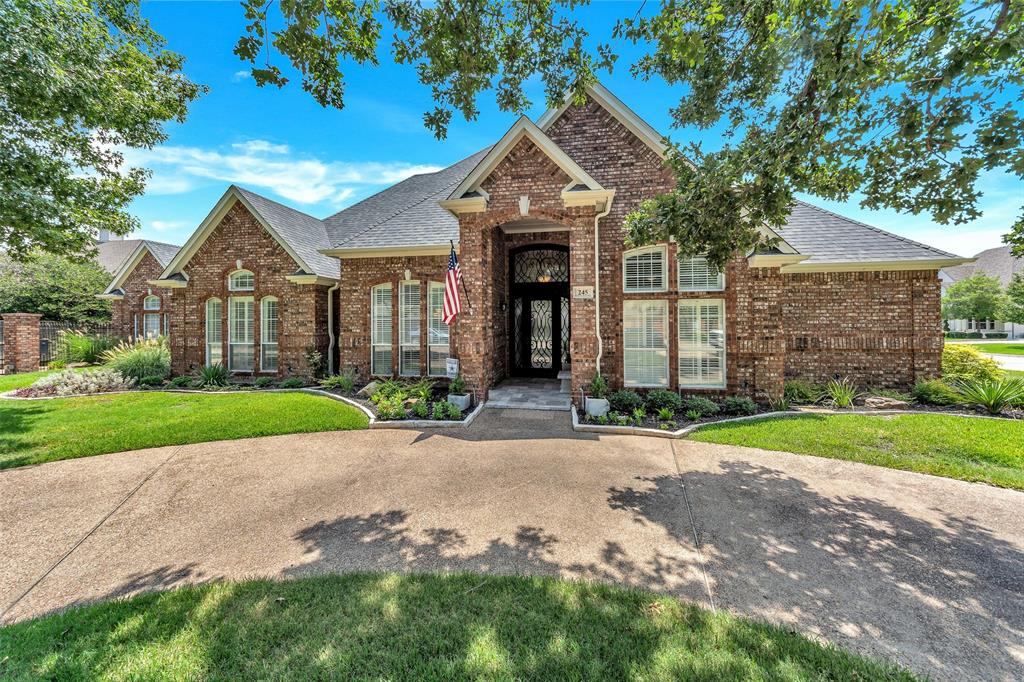Silverwood Cir, Southlake, TX 76092
