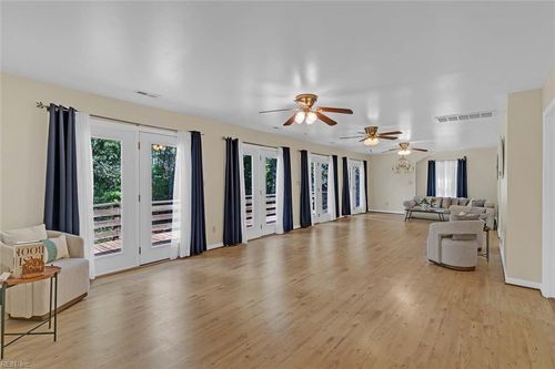 423 Kings Landing Rd, Onemo, VA, 23130-2032 | Card Image