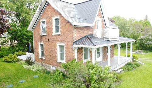 804 County Rd 2, Edwardsburgh, ON, K0E1E0 | Card Image