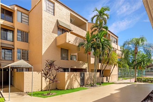 apt-b216-10500 Sw 108th Ave, Miami, FL, 33176-8635 | Card Image