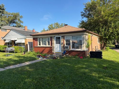 307 W 149th Pl, Harvey, IL, 60426-1402 | Card Image