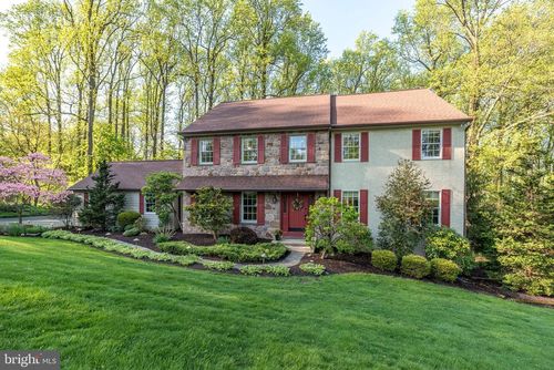 1813 Alyssa Ln, POTTSTOWN, PA, 19465-7261 | Card Image