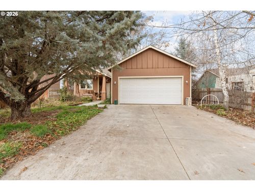 528 Juniper Dr, Boardman, OR, 97818-8060 | Card Image