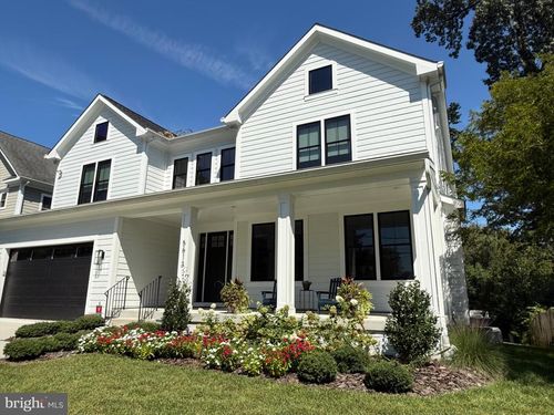 5613 Namakagan Rd, BETHESDA, MD, 20816-1924 | Card Image