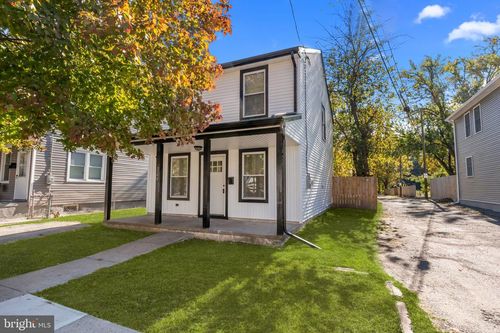 224 Buckley St, BRISTOL, PA, 19007-3718 | Card Image