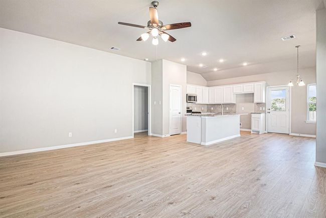 11123 Lulu Ln, House other with 4 bedrooms, 2 bathrooms and 2 parking in Willis TX | Image 5