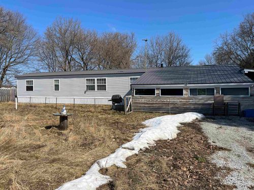 49 4th St, Swanton, VT, 05488-1121 | Card Image