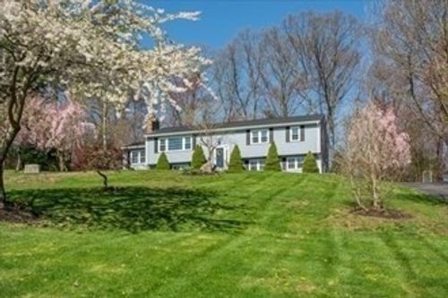 3 Bantry Rd, Southborough, MA, 01772-1401 | Card Image