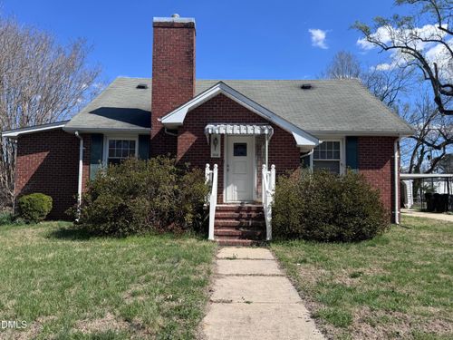 304 Atwater St, Burlington, NC, 27215-2208 | Card Image