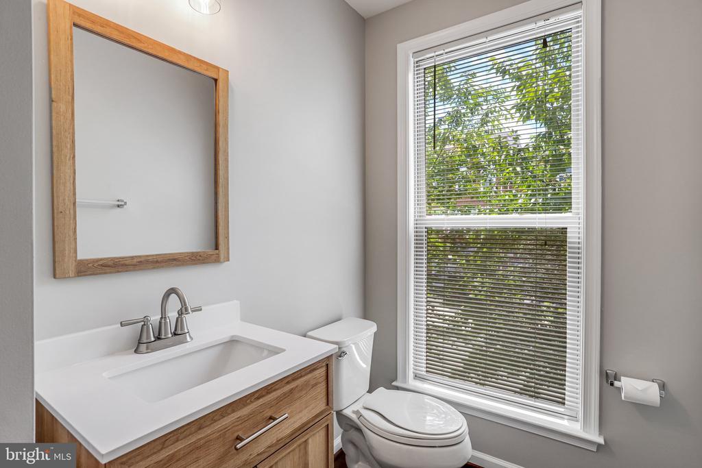 Residential in ASHBURN 5