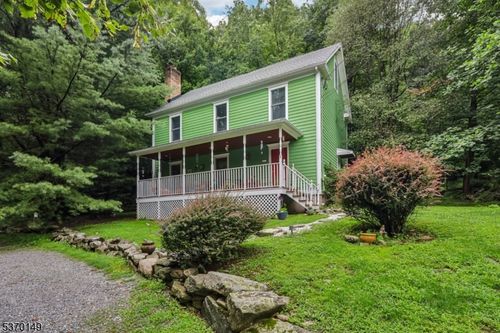 3 Sparrowbush Rd, Califon, NJ, 07830-4115 | Card Image