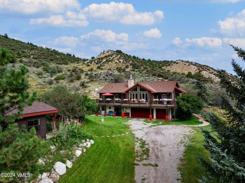 407 Meadow Rd, Edwards, CO, 81632-8094 | Card Image
