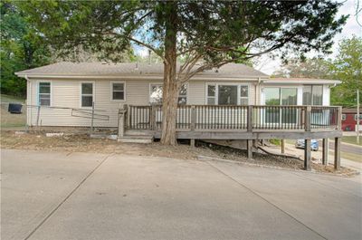 5018 Nw Merrimac Avenue, House other with 2 bedrooms, 1 bathrooms and null parking in Riverside MO | Image 2