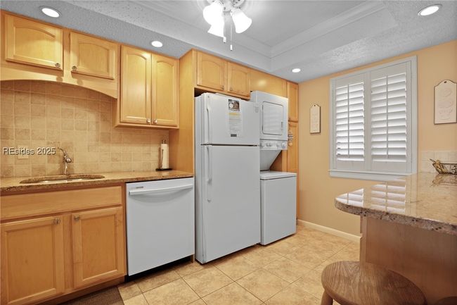 APT-3302 - 85 Folly Field Rd, Condo with 2 bedrooms, 2 bathrooms and null parking in Hilton Head Island SC | Image 16