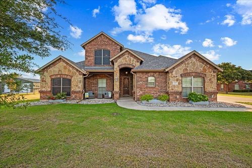 825 Broadhead Rd, Waxahachie, TX, 75165-2003 | Card Image