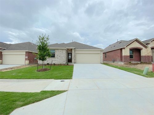 565 Pueblo Bonito Trl, Haslet, TX, 76052-1415 | Card Image