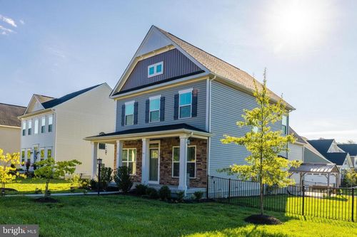 13 S Locust St, LOVETTSVILLE, VA, 20180-8509 | Card Image
