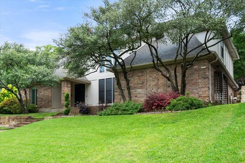 907 Loch Lomond Dr, Arlington, TX, 76012-2732 | Card Image