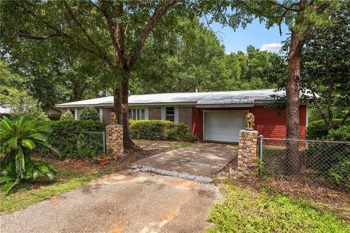 7926 Ridge Rd, Saraland, AL, 36571-8945 | Card Image