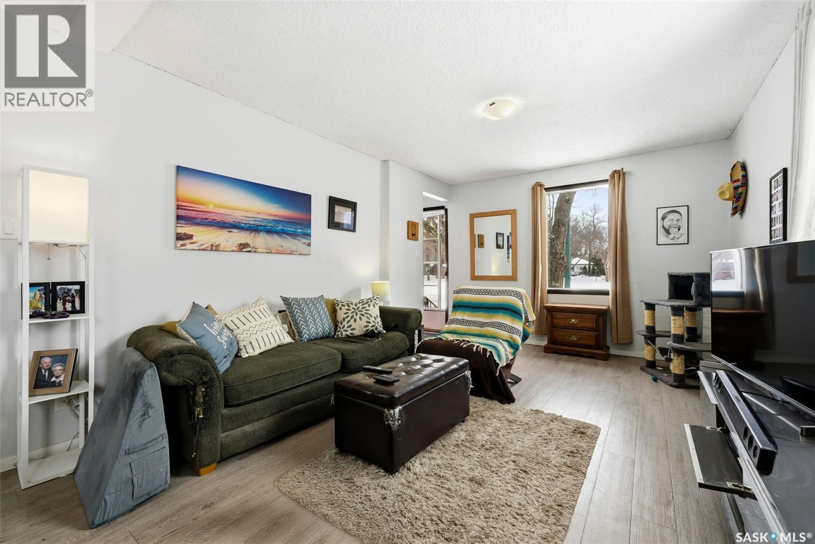 Residential in Regina 4