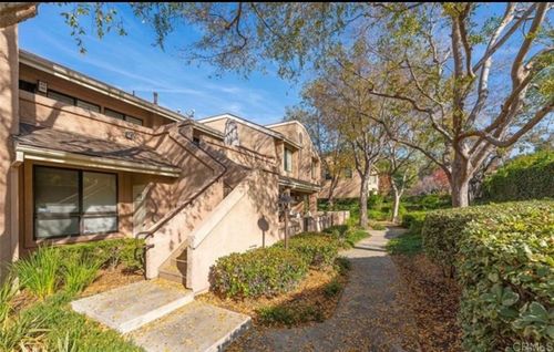 unit-113-5722 E Stillwater Ave, Orange, CA, 92869-3194 | Card Image