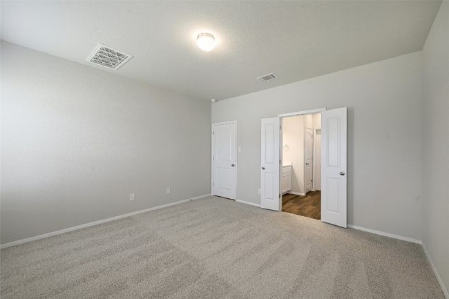 215 Desperado St, House other with 3 bedrooms, 3 bathrooms and 2 parking in Kyle TX | Image 17
