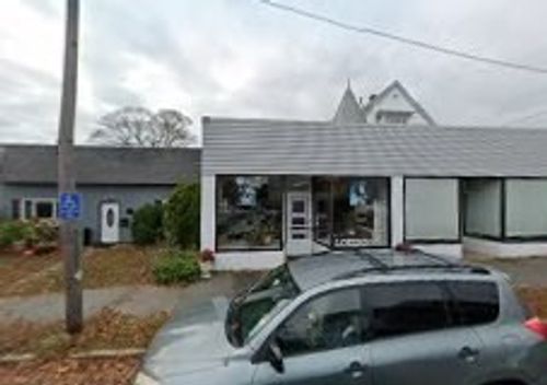 33 Lexington Ave, Gloucester, MA, 01930-3932 | Card Image