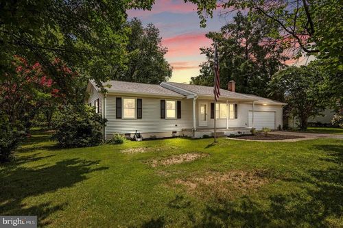 208 Wythe Ave, STEPHENS CITY, VA, 22655-5910 | Card Image