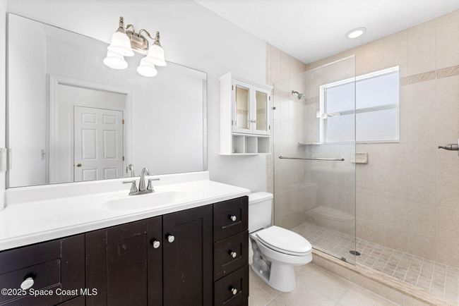 En suite full bath 2nd level | Image 61