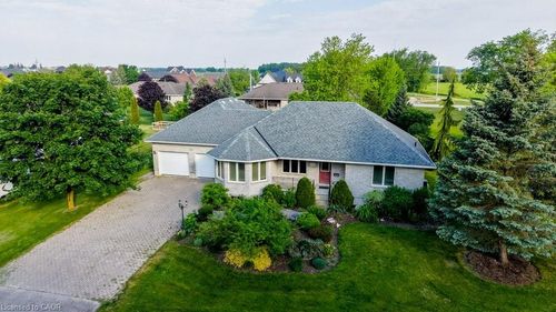 246 King Street, Atwood, ON, N0G1B0 | Card Image