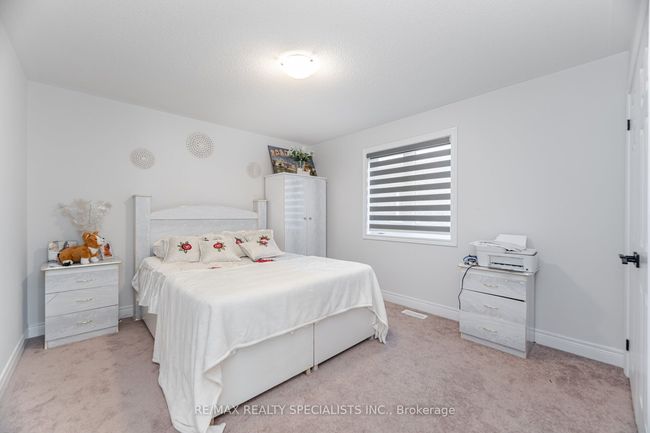 32 Branigan Cres, House other with 4 bedrooms, 3 bathrooms and 2 parking in Georgetown ON | Image 33