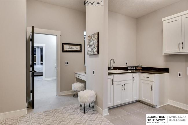 3902 S 212 Th St, House other with 4 bedrooms, 4 bathrooms and 4 parking in Elkhorn NE | Image 45