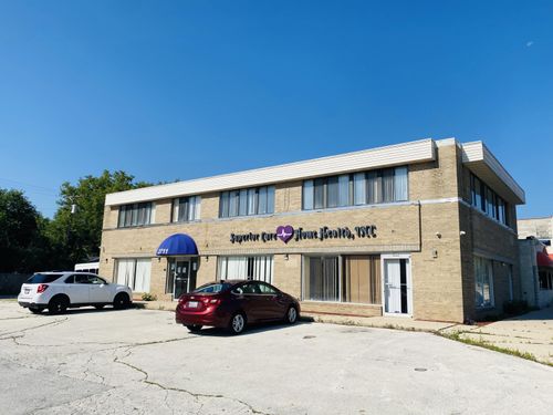 2707 S 84th St, WEST ALLIS, WI, 53227-3401 | Card Image