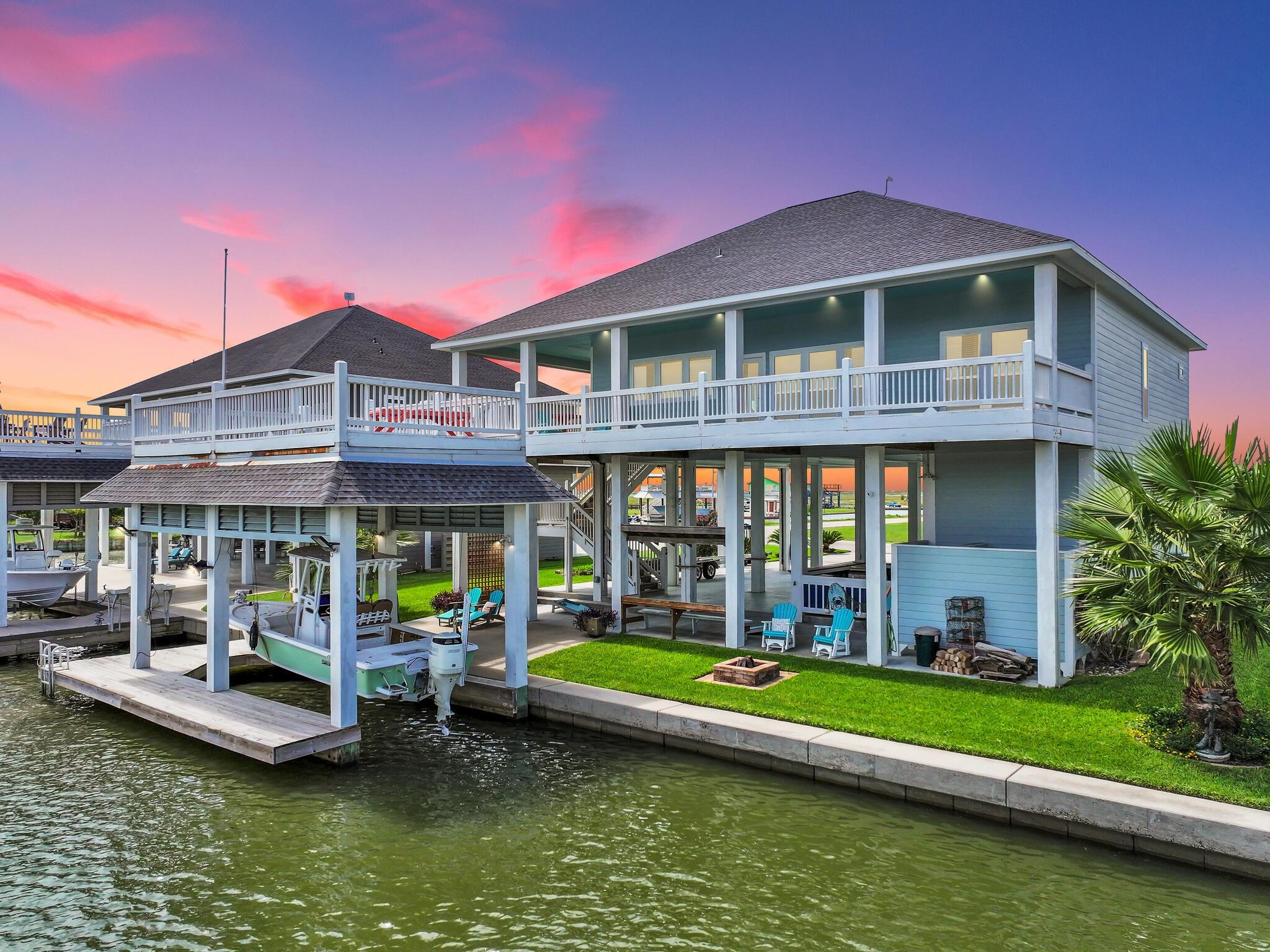 Residential in Crystal Beach