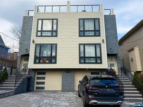 281 Grant Ave, Cliffside Park, NJ, 07010-2503 | Card Image