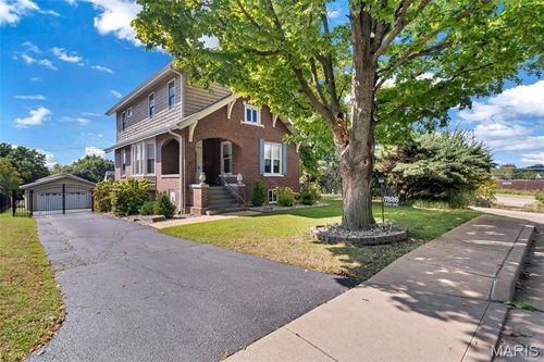 7826 Grove Ave, Saint Louis, MO, 63119-3320 | Card Image