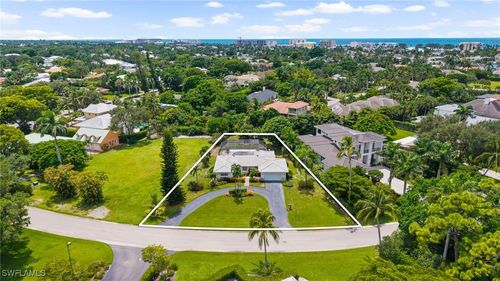 700 Bow Line Dr, NAPLES, FL, 34103-4735 | Card Image
