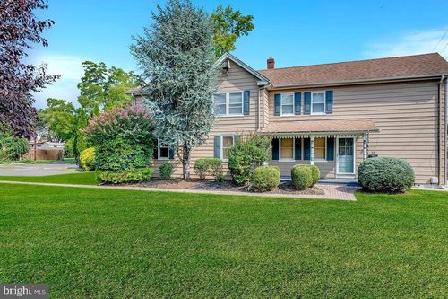 46 King St, MOUNT HOLLY, NJ, 08060-1739 | Card Image