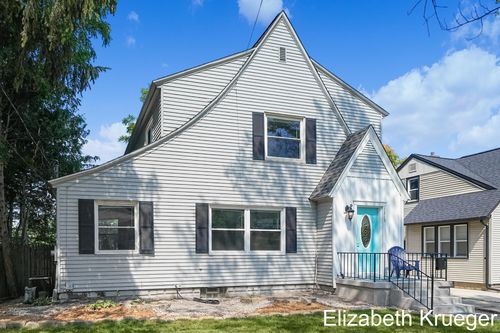 1215 Emerald Ave, Grand Rapids, MI, 49505-5224 | Card Image