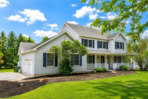 13 Briarwood Rd, Long Valley, NJ, 07853-3364 | Card Image
