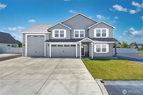 1147 Susan Ln, Walla Walla, WA, 99362-8306 | Card Image