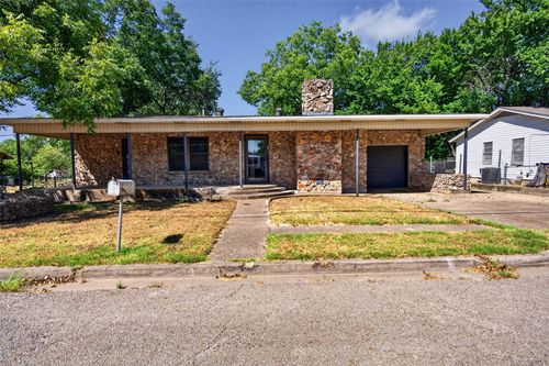 702 N Rita St, Lacy Lakeview, TX, 76705-1141 | Card Image
