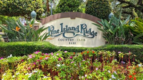 102-9501 Seagrape Dr, Davie, FL, 33324-5907 | Card Image