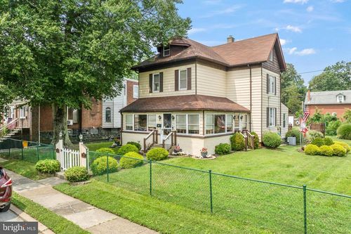 701 Andrews Ave, COLLINGDALE, PA, 19023-3722 | Card Image