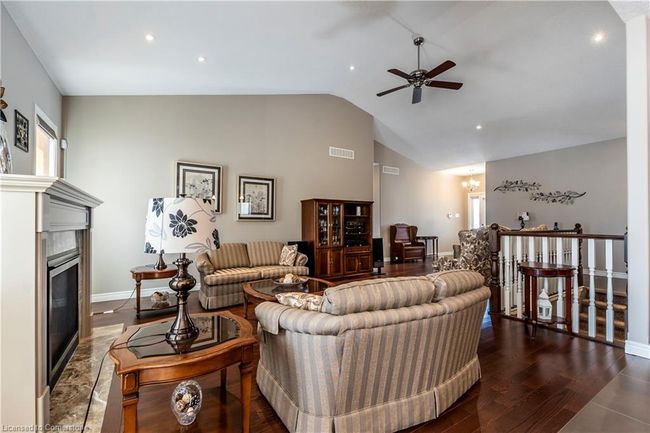 86 Willits Cres, House other with 5 bedrooms, 3 bathrooms and 8 parking in Saint George ON | Image 5