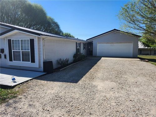 114 Kansas Dr, Linn Valley, KS, 66040-5218 | Card Image